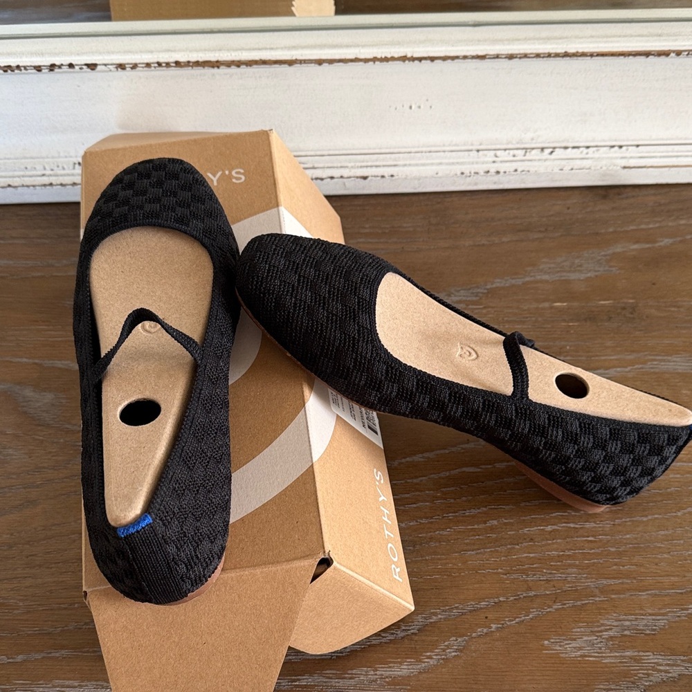 Brand New!! Max Square Rothy's Black Knit Mary Jane Flats with Strap